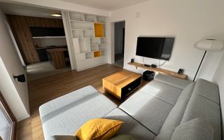 Casa deosebita intr-un cartier privat cu bariera - Poză 1