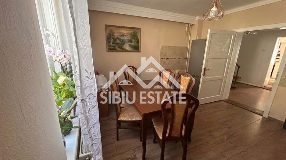 Vila cu Deschidere de 21m – Calea Poplăcii (Langa Parc) 950mp teren - Poză 2