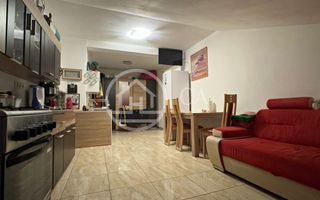 Apartament cu 3 camere de vanzare in zona Rogerius Oradea - Poză 1