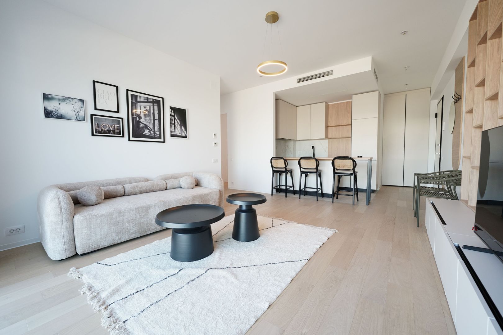 3 Camere + Parcare, terasa 6mp,  Vedere Panoramica, One Lake Club - Poză 3