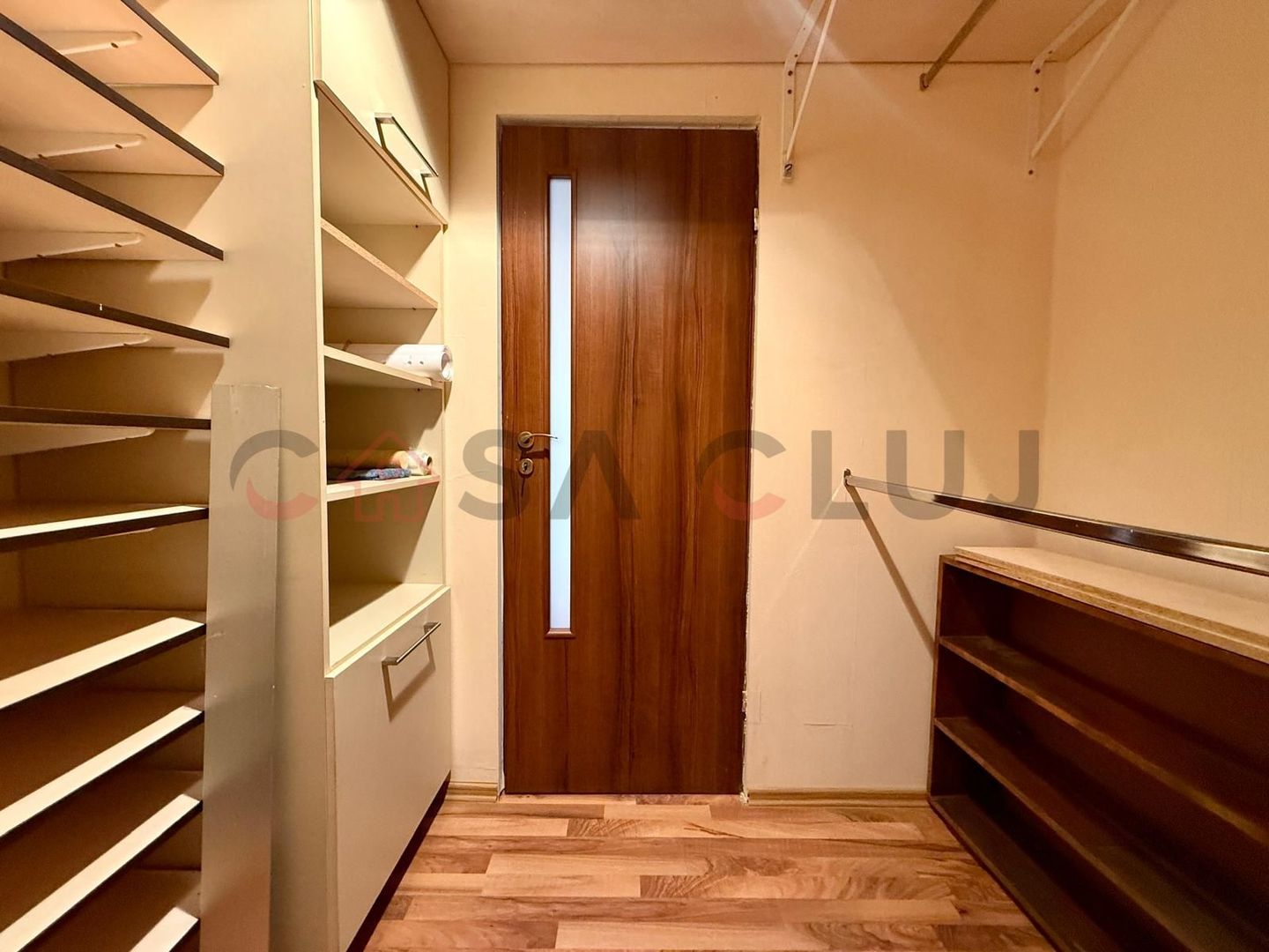Apartament de 94mp, terasă generoasă, Borhanci - Poză 9