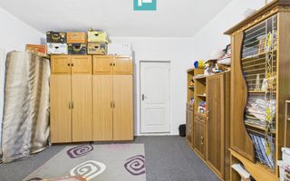 Casă renovată în localitatea Lazuri, Arad - Poză 8