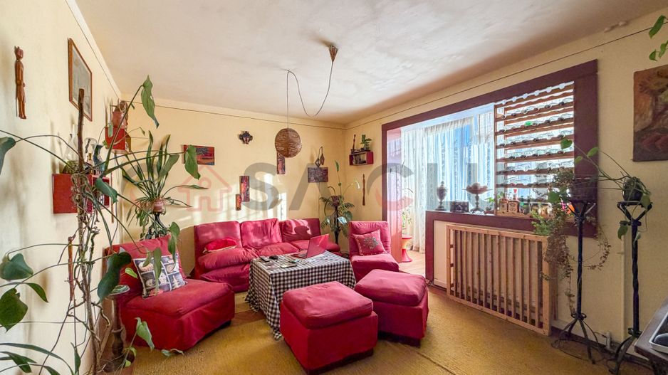 4 camere decomandate etaj intermediar, zona ''La Terenuri" - Poză 2
