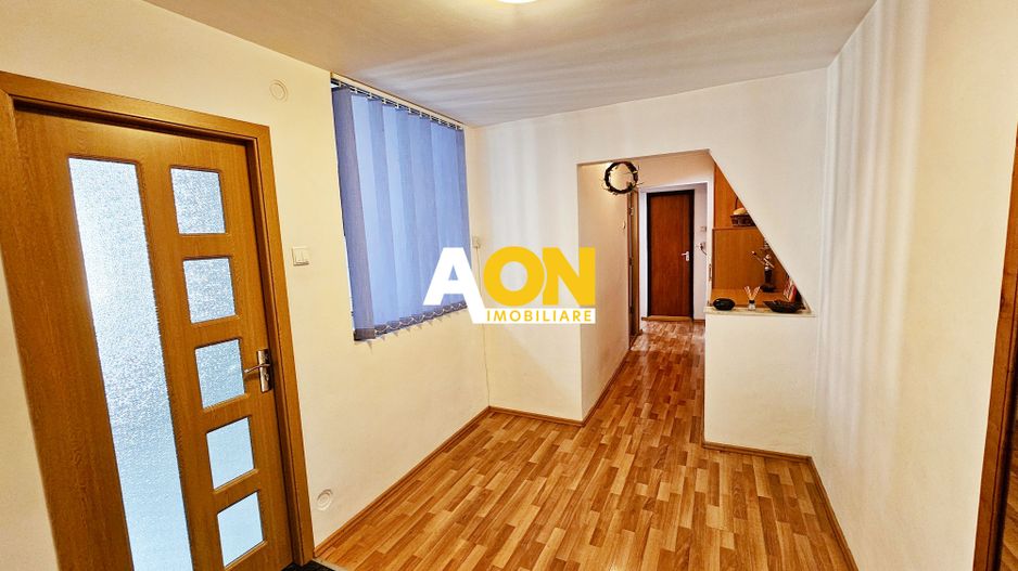 Apartament 3 camere, decomandat, Cetate, zona Kaufland - Poză 3