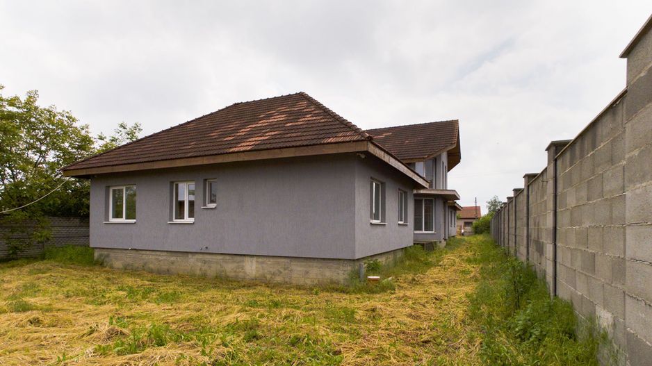 Casă cu destinații multiple în Gai - Poză 8