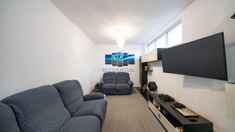 Casa individuala, metrou Aparatorii Patriei, sector 4, comision 0 - Poză 4