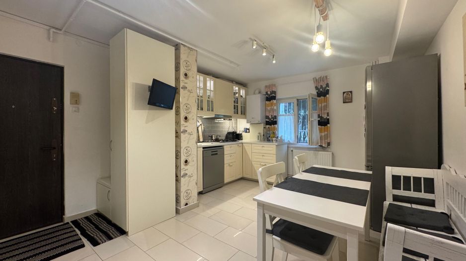 4 camere- DECOMANDAT | AVIATIEI - Poză 19