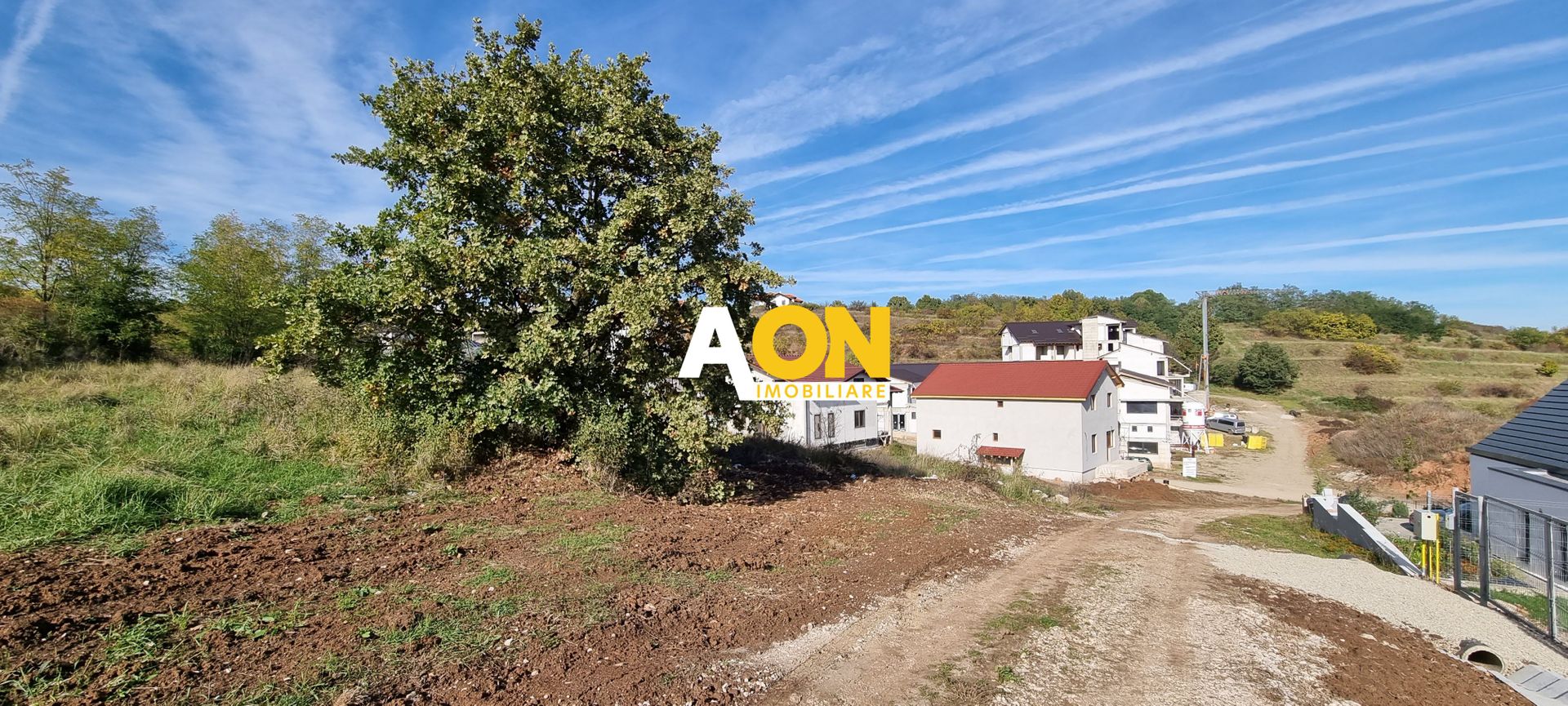 De vanzare teren intravilan 6400mp, parcelabil, zona schit - Poză 1