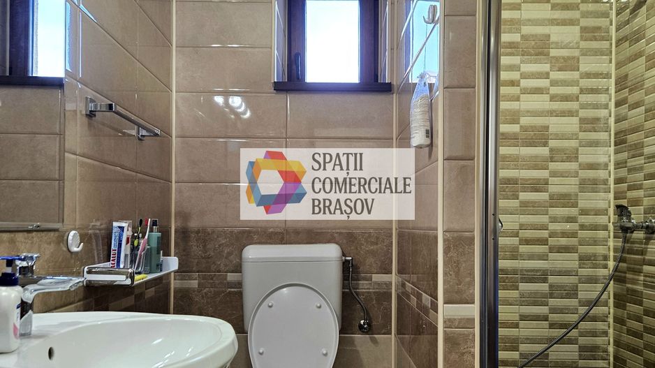 Casă plus Spațiu comercial  741 mp, Teren 906 mp Brasov - zona Blumana - Poză 18