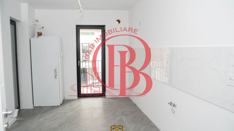 3 camere 2 bai pompa caldura panouri solare - Poză 6