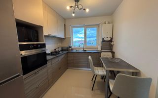 De inchiriat apartament 3 camere la vila - Sibiu - Poză 4