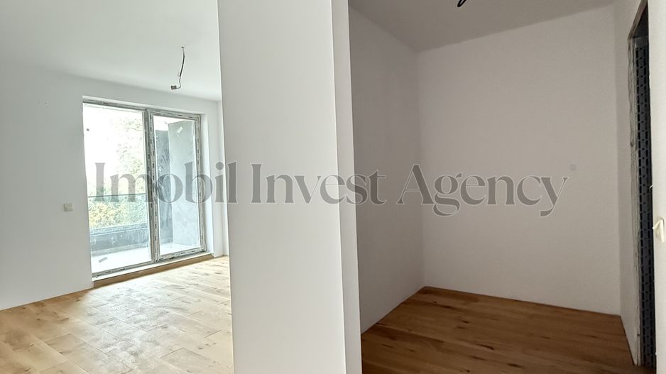 Apartament 3 camere de vanzare Pipera in bloc cu vedere la lac - Poză 8