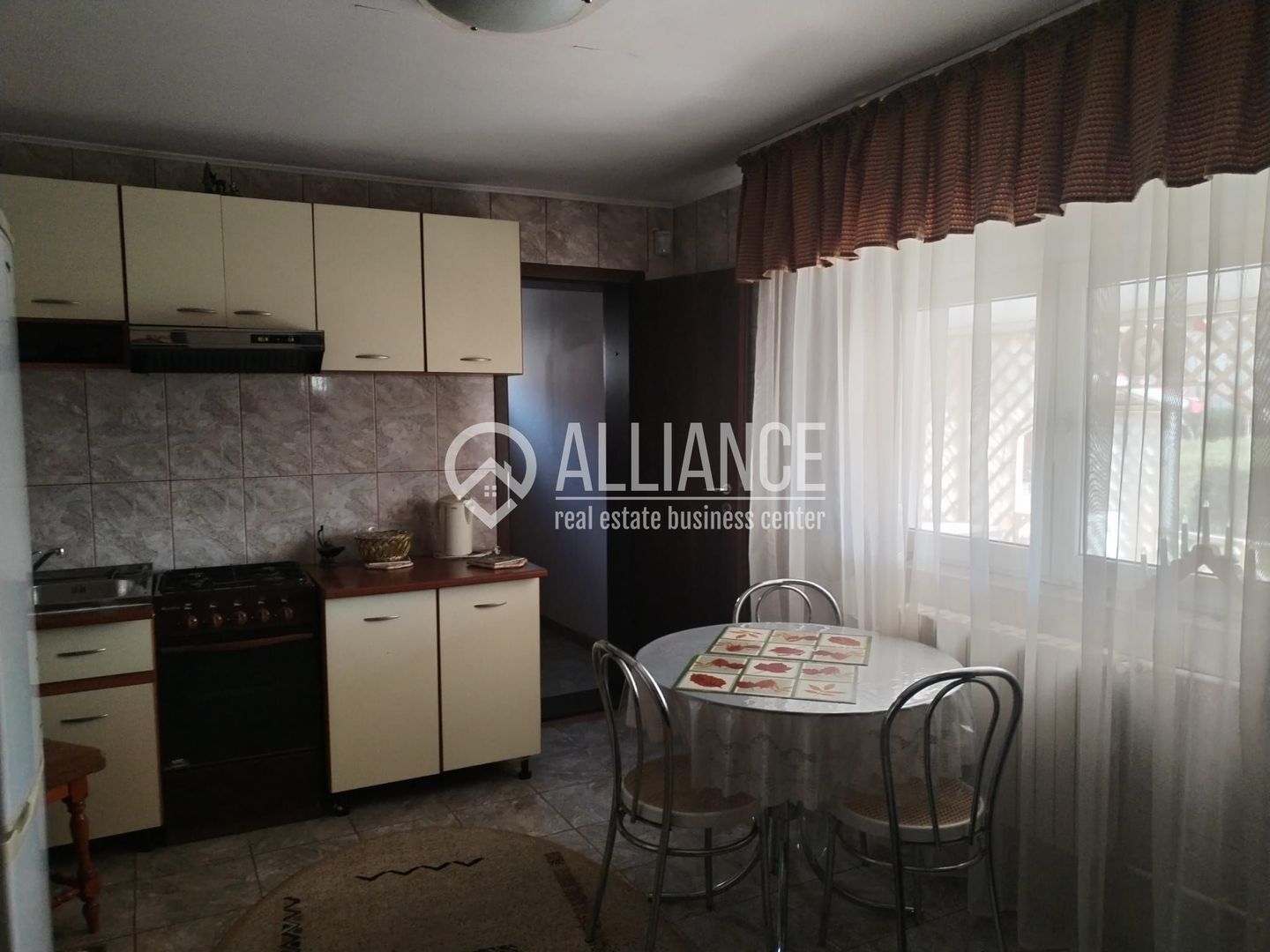 NEGRU VODA(cod04)-Casa 5 camere- Central - Poză 6