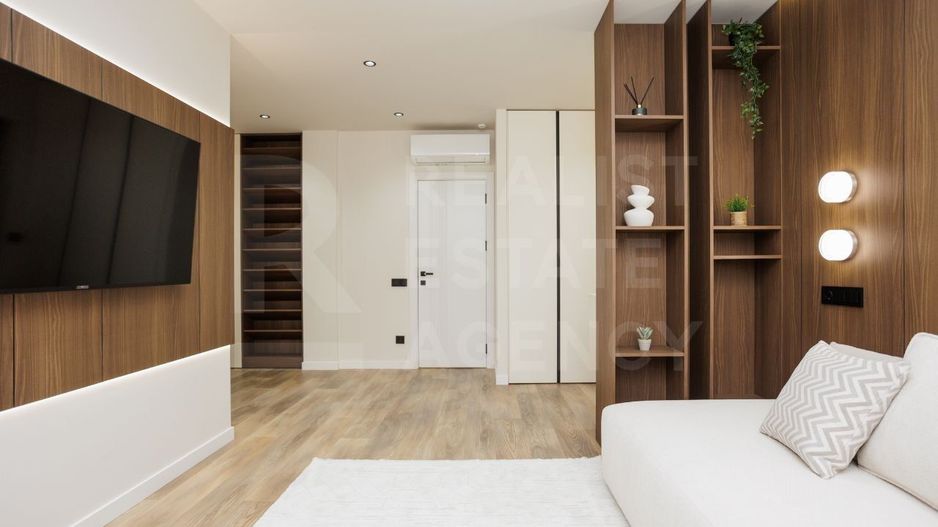 Vânzare, apartament 3 camere 70 mp, str. Vasile Lupu, Buiucani - Poză 3