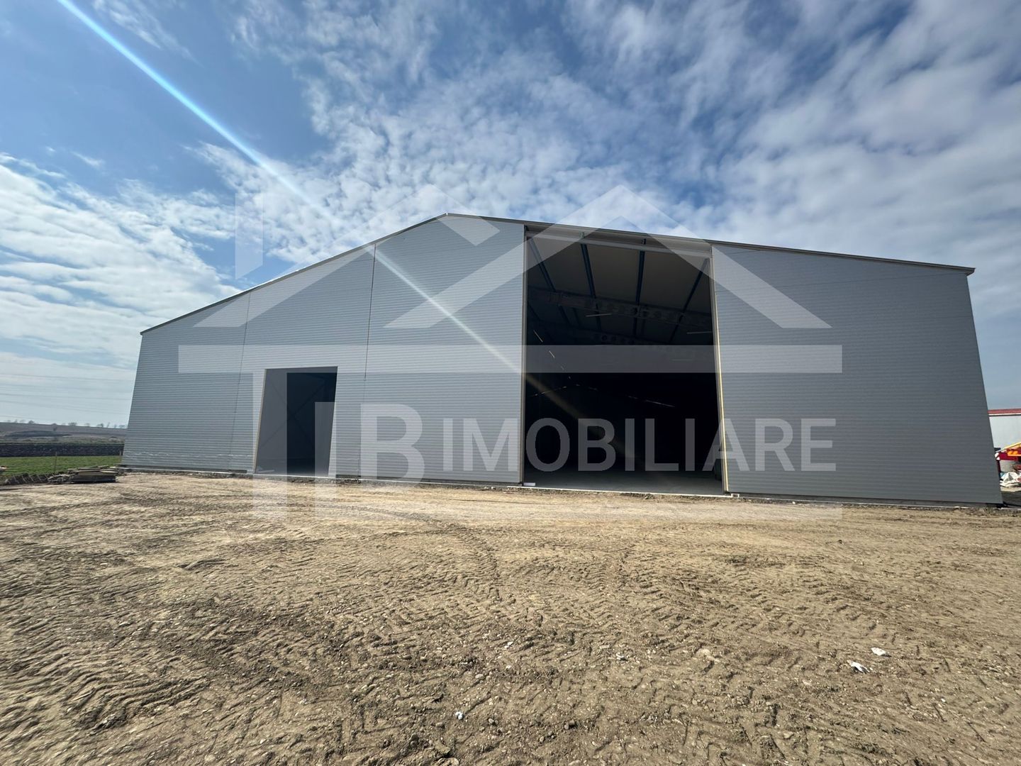 Spatiu industrial, 1250 mp, Zona Cristesti - Poză 1