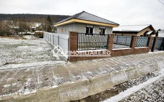 Casa 3 camere, 85mp, 430mp teren, garg,pavaj,0% comision - Poză 12