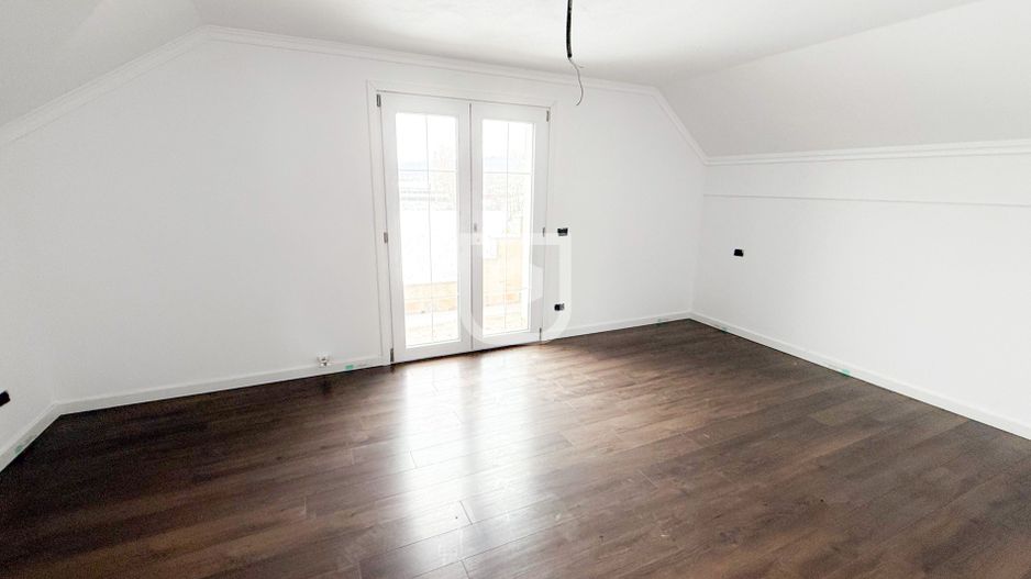 Casă S+P+E, 320 mp utili, teren 2.650 mp – zona Aurel Vlaicu, Suceava - Poză 15