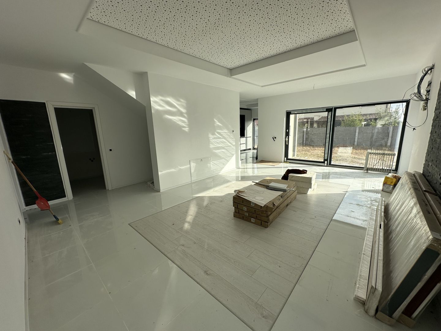 Duplex in Dumbravita se va mobila complet - Poză 1