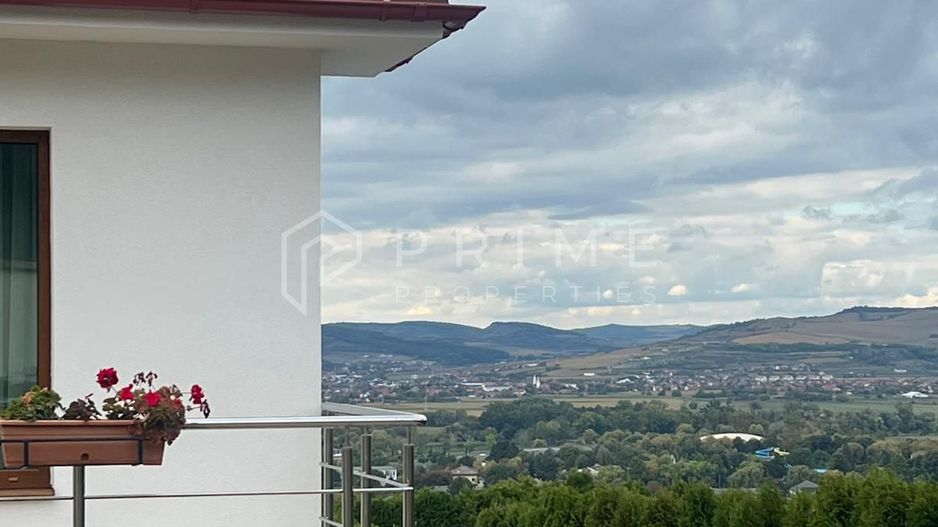 Casă de lux de închiriat | Platoul Cornești, Târgu Mureș - Poză 2