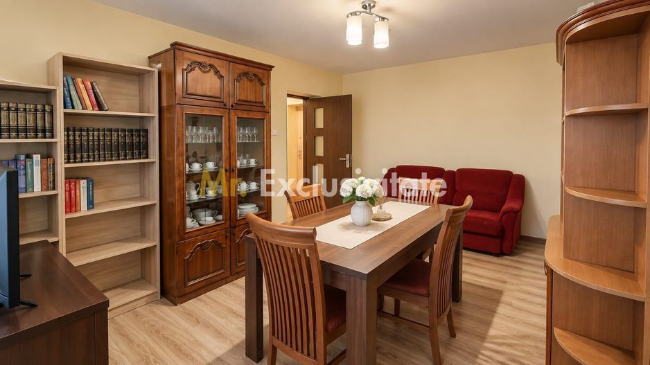 Apartament 3 camere Ultracentral-Pitesti-Bloc Mobilux etaj intermediar - Poză 1