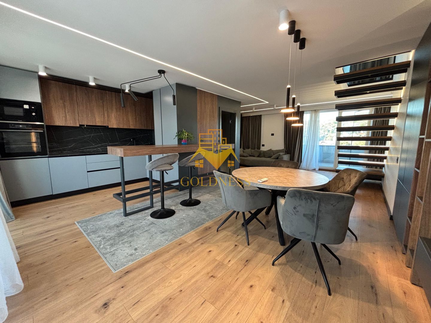 Penthouse mobilat lux, parcare, AC, bloc nou, Semicentral, zona Horea - Poză 1