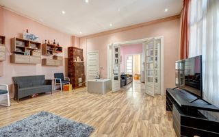 Proprietate in vila, etaj, partial renovat - Pasajul Unirii - 154 mp - Poză 1