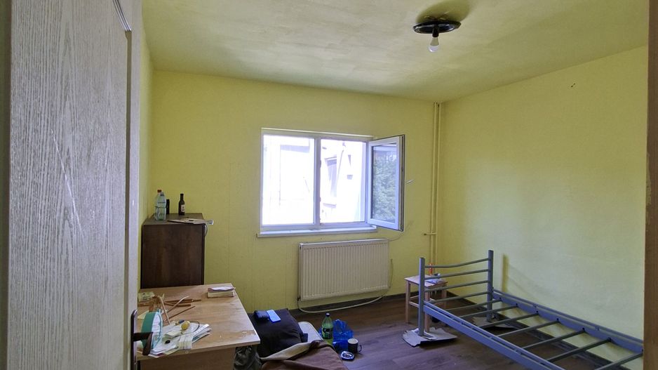 Apartament 3 camere -  decomandat - Zona Lipovei - Poză 4