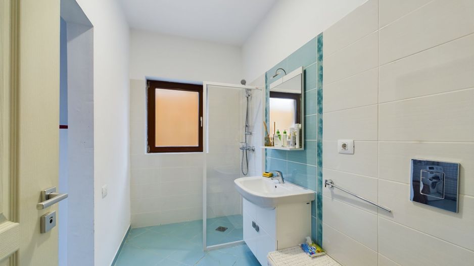 Casă individuală, zona Aradului - Poză 7