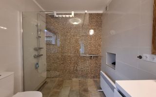 Casă complet renovată de vânzare în Amnaș – la doar 25 km de Sibiu! - Poză 18