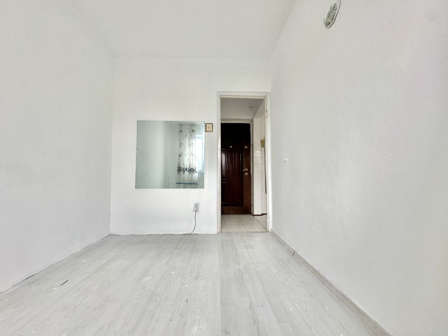 Apartament 3 camere de vânzare – zona Florilor, Str. Mimozei - Poză 4