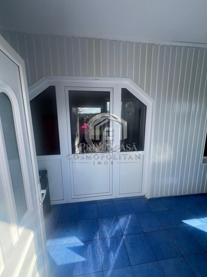 Casa si teren in comuna Mihailesti SC=100mp teren=820mp Pret: 28.000 neg. - Poză 7