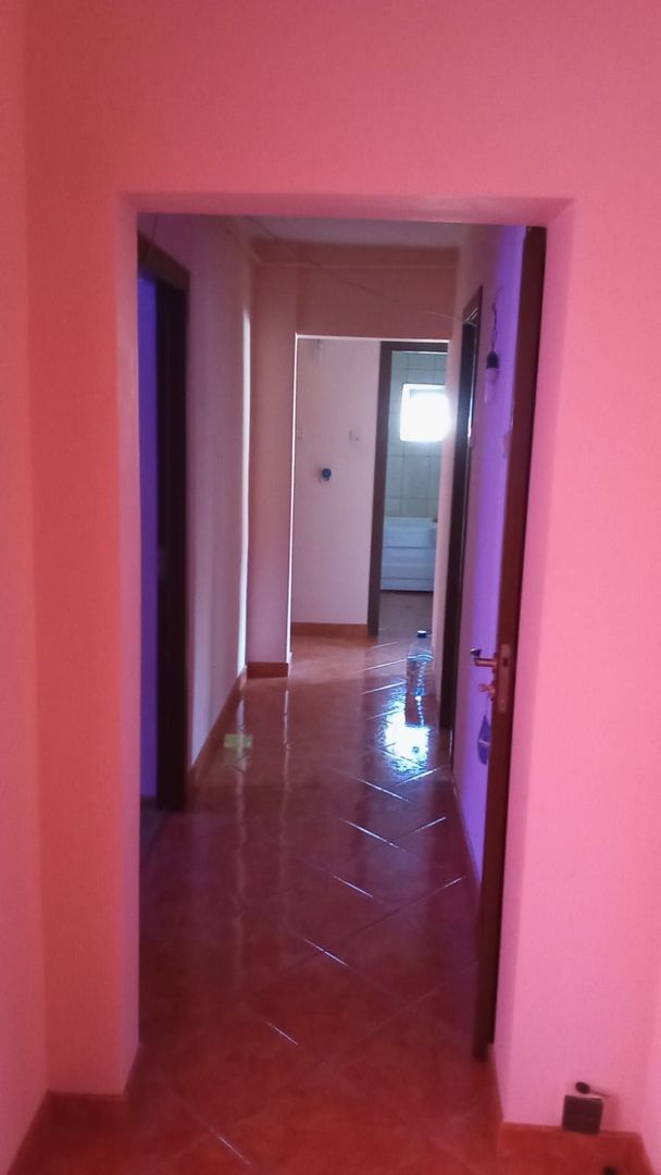 vand apartament 4 camere zona Cicero, confort 1 - Poză 4