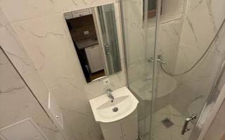 Garsonieră cochetă de închiriat în Schei - Poză 9