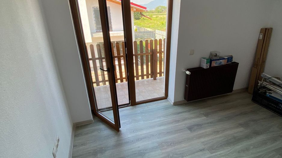 Casa tip duplex in Stupini - Poză 9