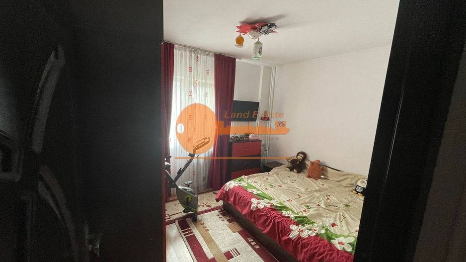 2 camere Politehnica ( Renovat-8minute metrou ) - Poză 3