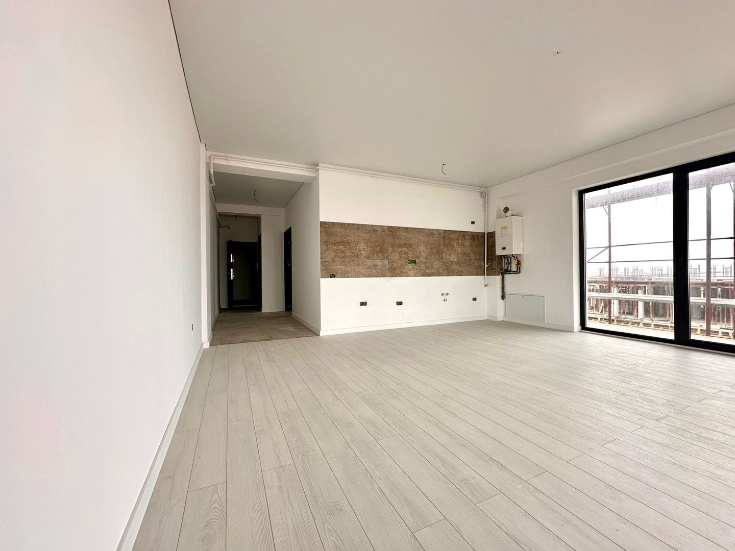 Apartament de vanzare 2 camere- vedere la mare - Poză 17