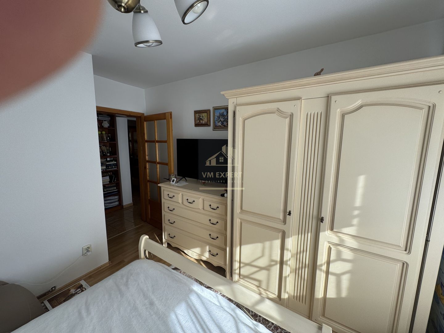 APARTAMENT 3 CAMERE CAMPULUNG, ETAJ 3, ULTRACENTRAL - Poză 26