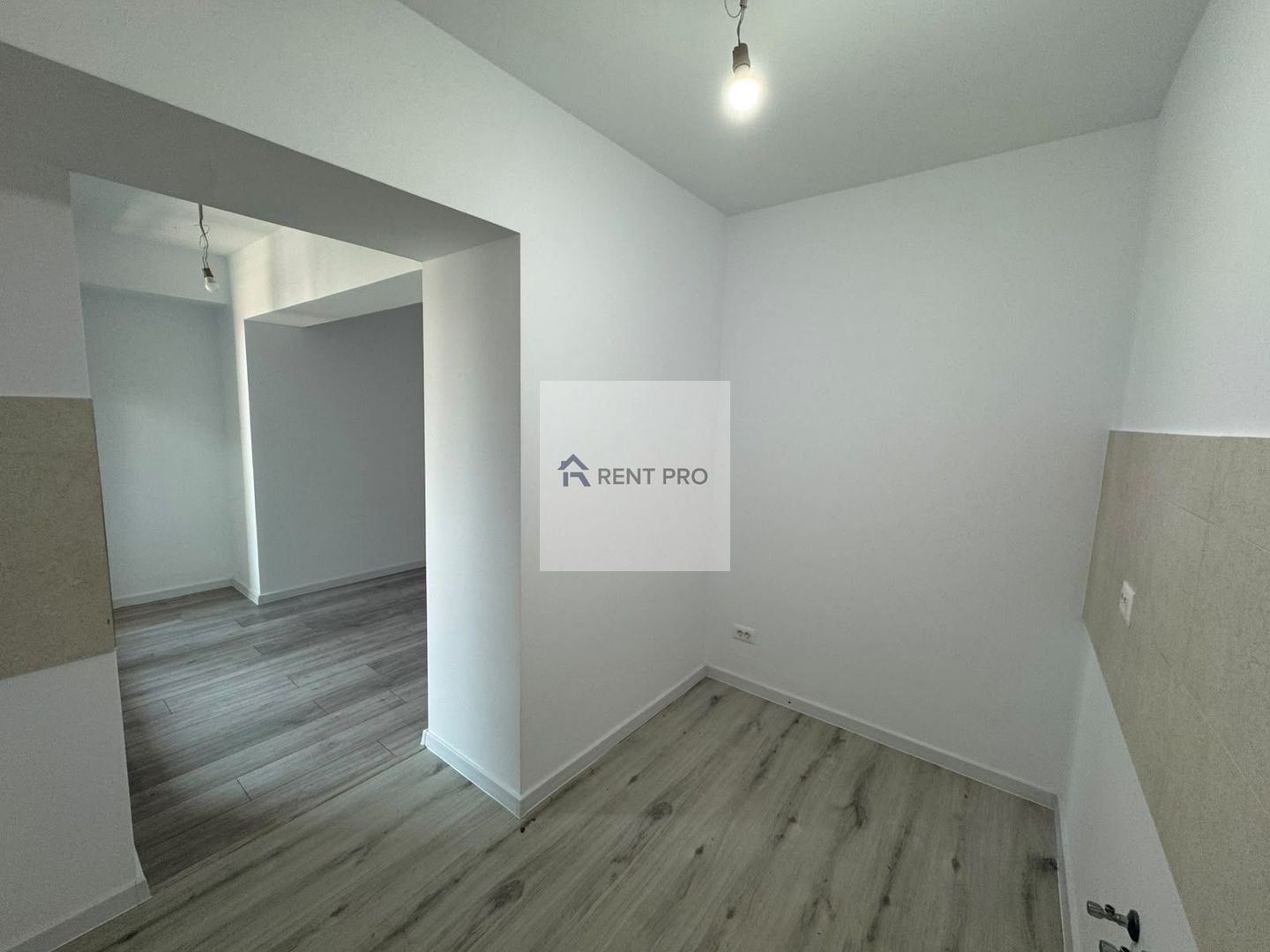 Garsoniera Smart Lujerului Etaj 7 Sud Est Metrou Lujerului - Poză 1