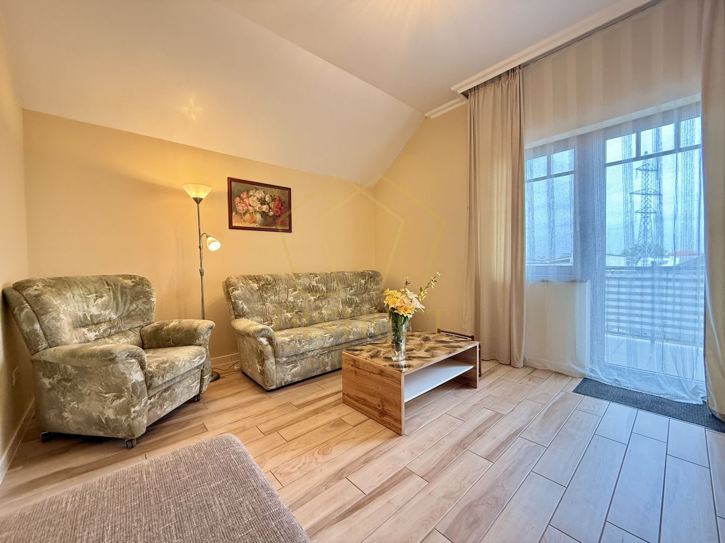 Apartament cu 2 camere decomandat  |  Dumbravita - Poză 3