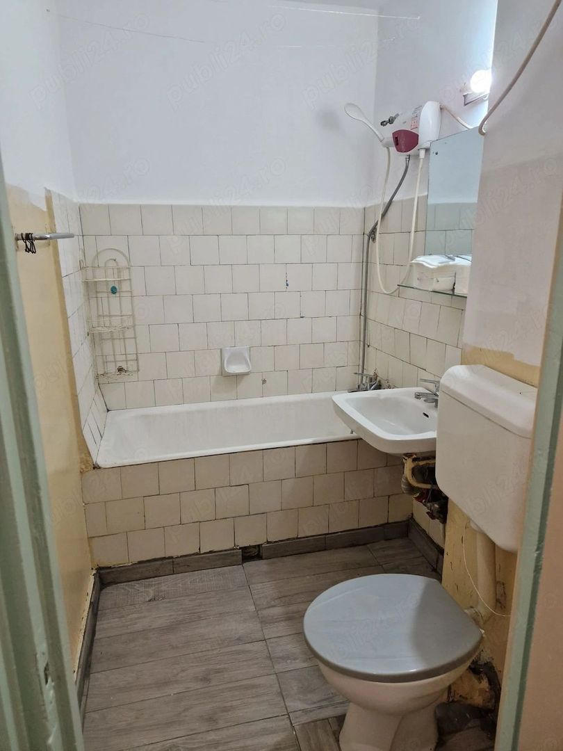 Garsonieră Titan, etaj 4, bloc reabilitat, preț negociabil - Poză 7