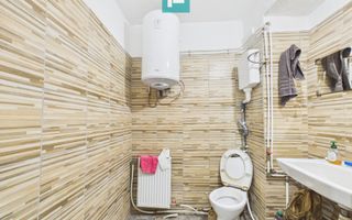 Casă din 2 corpuri cu 5 camere în  Lőkösháza - Poză 23