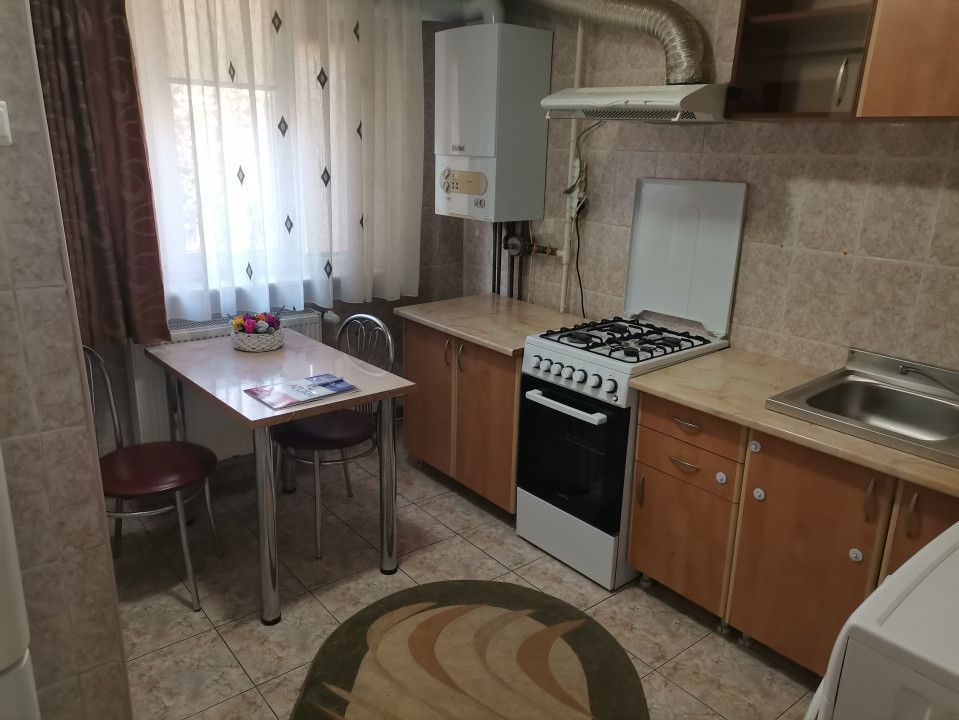 Vanzare apartament 2 camere, decomandat, Calea Bascov - Poză 3