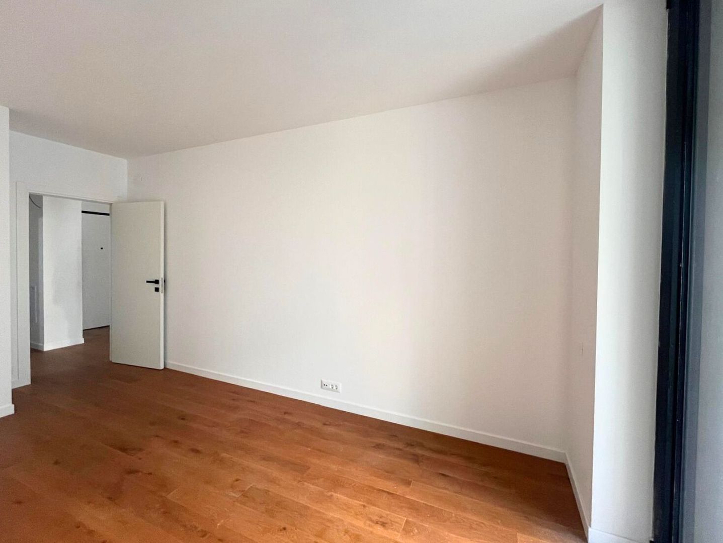 Apartament de lux in complexul ONE Cotroceni Park - Poză 12