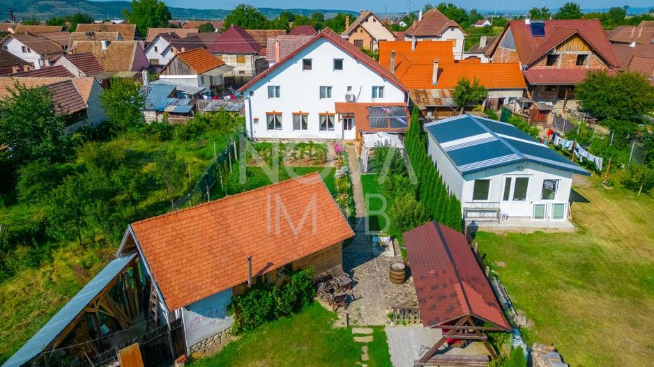 Casa + Pensiune deosebita - Orlat, Sibiu - Poză 5