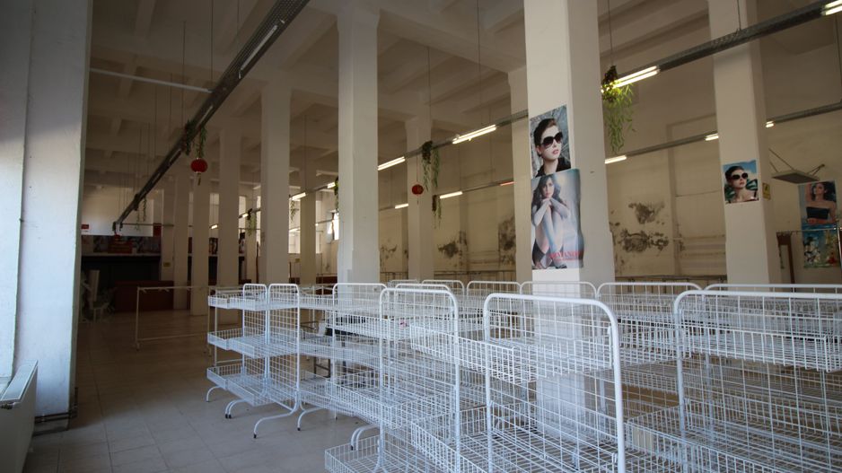 Spatiu comercial tip hala - zona semicentrala - Poză 25