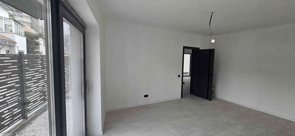 Vila Premium - Poză 3