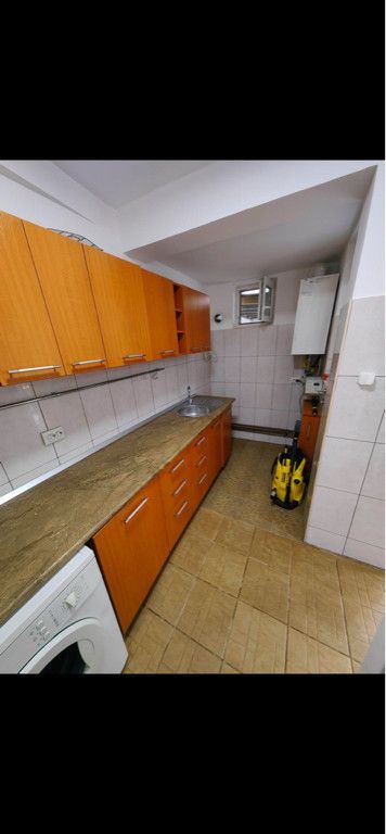 Casă la curte Proprietar vizavi de Carrefour Alexandriei Ildl etc - Poză 8