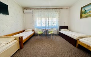 Apartament pentru 17 muncitori la Casa, Nufarul - Poză 2