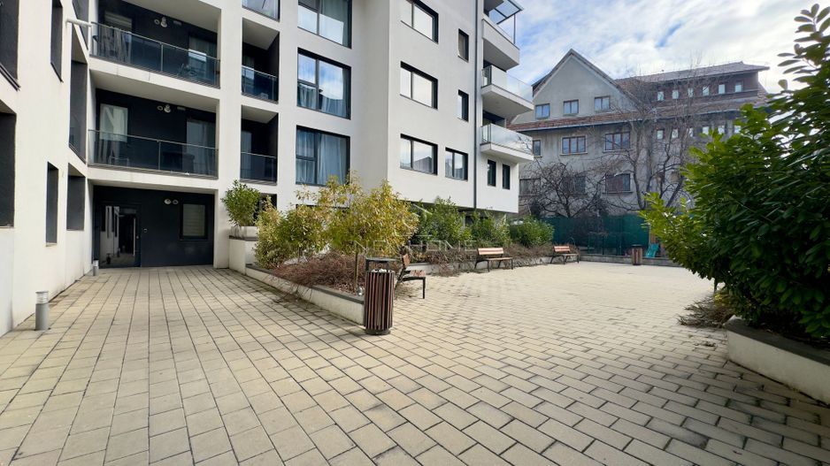 Apartament cu 3 camere de vânzare în zona Centrală - Poză 20