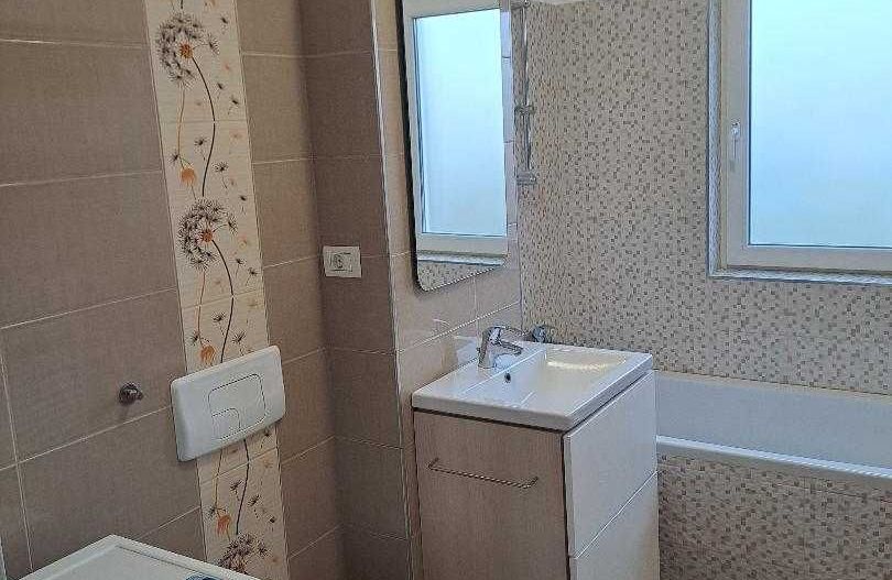 Apartament 3 camere, mobilat, utilat si parcare, zonă premium - Poză 7